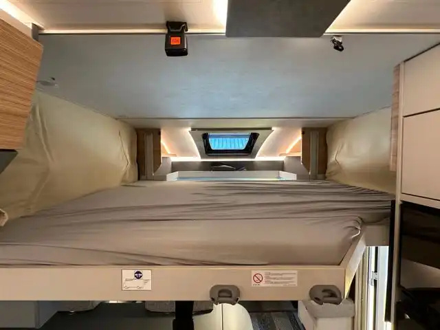 HYMER-ERIBA Future 430 T 